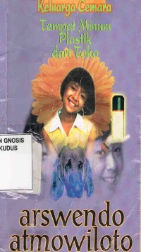 Image of Keluarga Cemara:Tempat Minum Plastik dari Toko